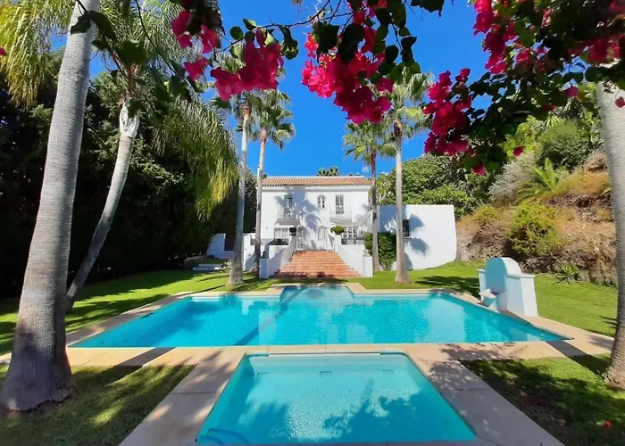 Villa Aqua Private Six Bedrooms With Large Pool